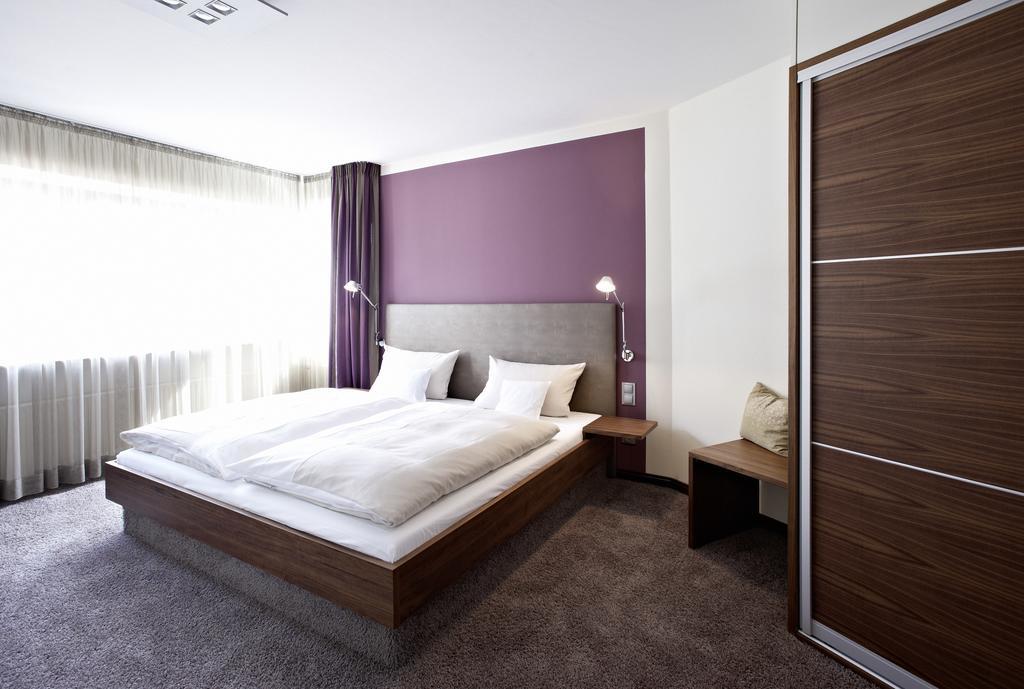Hotel Am Helmwartsturm Andernach Room photo