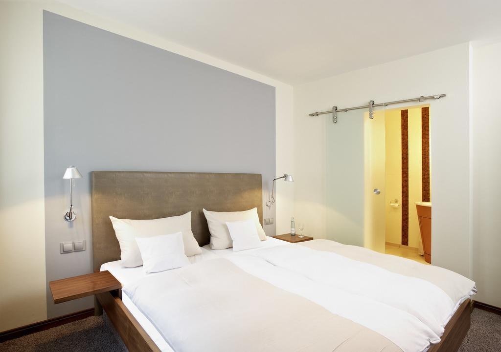 Hotel Am Helmwartsturm Andernach Room photo